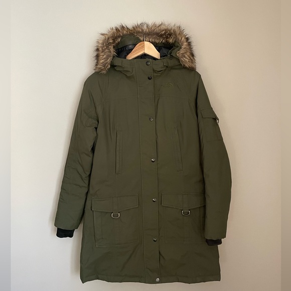 The North Face Parka - Picture 1 of 8